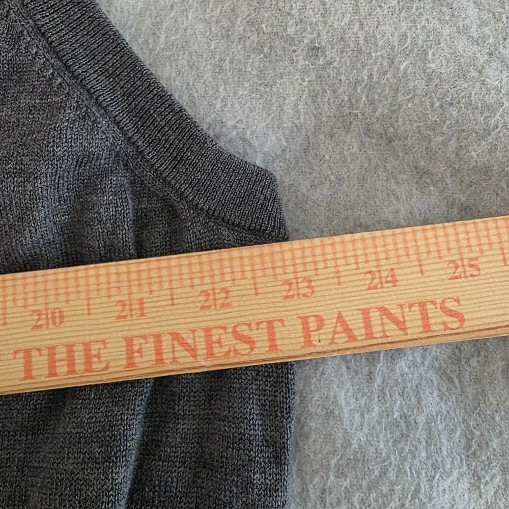 Peter Millar Sweater Vest‎ Men's XL Gray Merino Wool 1/4 Zip Golf Logo Preppy